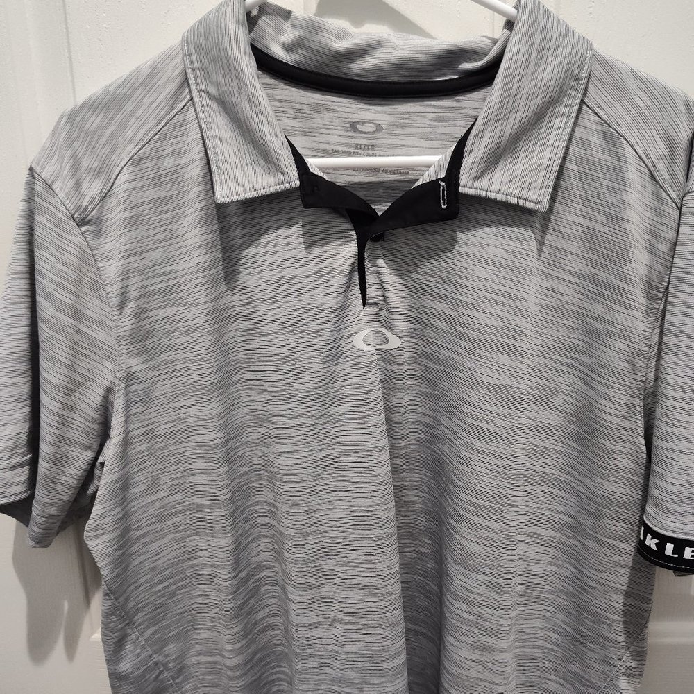 Oakley Polo